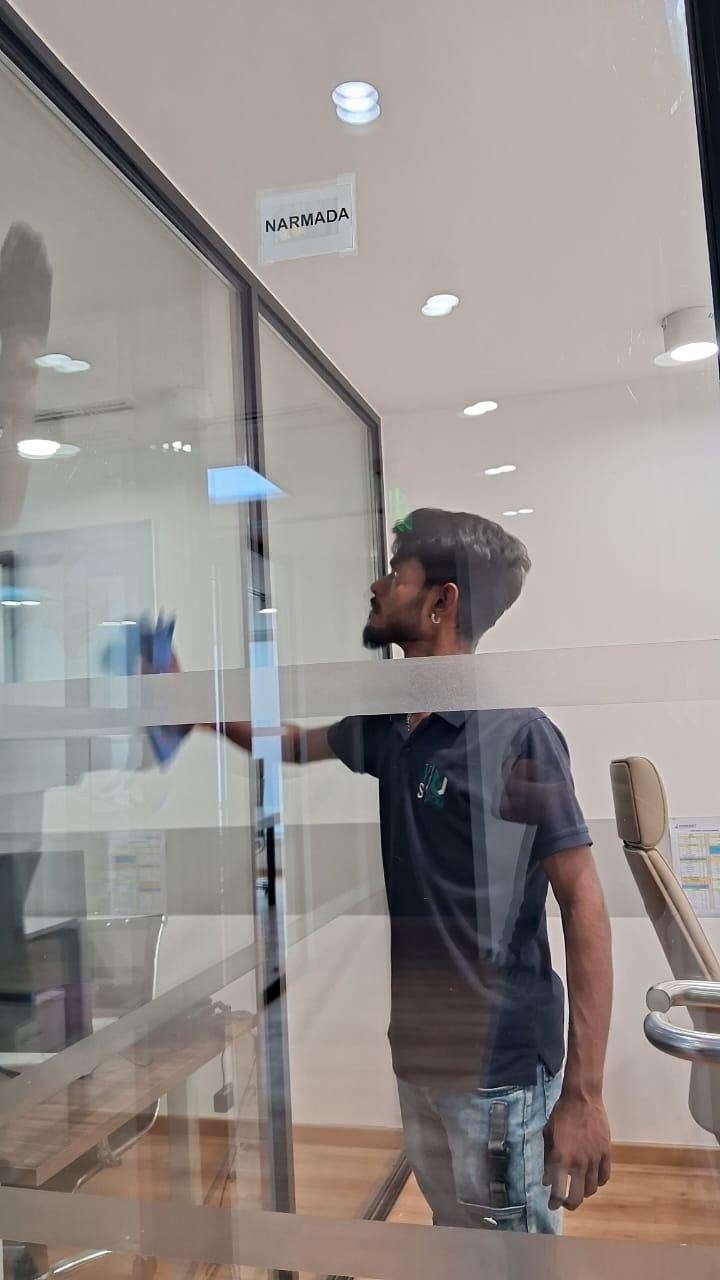 Office & Commercial Cleaning